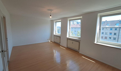 Laim: 1 room apartment with EBK available immediately