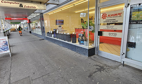 Vielseitig nutzbares Ladenlokal in Hamburg-Harburg zu vermieten