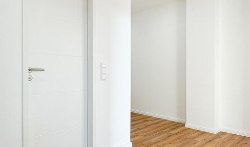 Stylish elegance meets completely renovated condominium