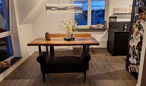 Unique opportunity - Light-flooded, renovated 4.5 room maisonette apartment in Wernau