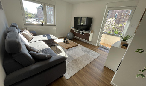 Quiet, top location in Riehl/Nippes: completely renovated, modernized 3-room apartment with green view and balcony