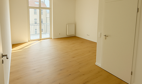 Erstbezug nach Sarnierung | 2-Zimmer-Wohnung mit Balkon