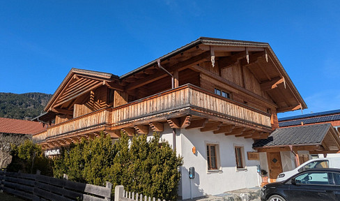 Großzügiges "Holz100" Landhaus in sehr guter westlicher Lage in Oberammergau
