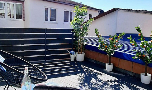 Centrally located detached house: tradition meets modern elegance