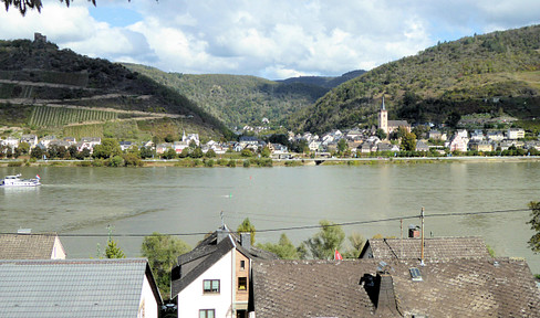 High-quality dream home with an excellent view of the Rhine