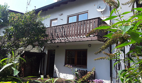 Grüne Rückzugsoase – viel Platz, Teichidylle und familienfreundliche Lebensqualität