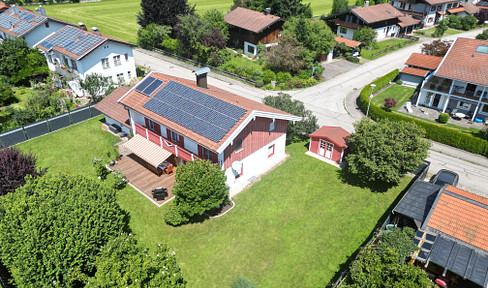 Modernized detached house, sunny and quiet location near Traunstein. Ideal living oasis -PROVISION FREE-