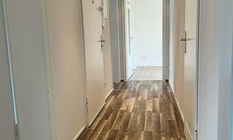 Stylishly renovated 4-room masionette apartment
