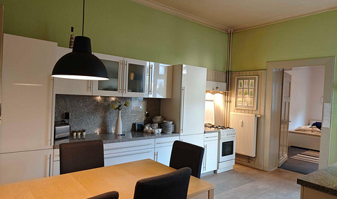 Fully furnished & perfectly connected: quiet apartment with garden in the north of Duisburg