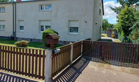 Completely renovated semi-detached house in 17379 Heinrichswalde MV at a top price