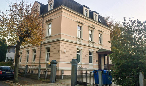 Großzügige 4-Raum-Wohnung in denkmalgeschützter Villa in Kamenz