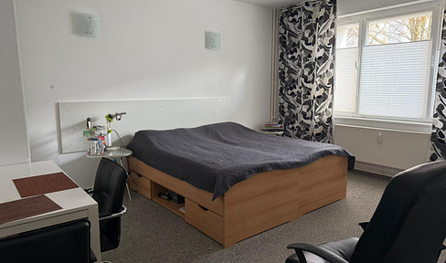 1-room apartment in Schöneberg near KaDeWe and Viktoria-Luise-Platz