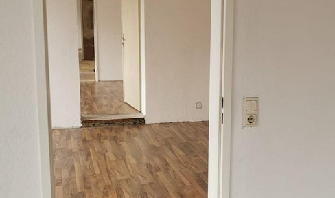 Hall/retail space with offices at Bahnhof Nord - divisible from 135 sqm