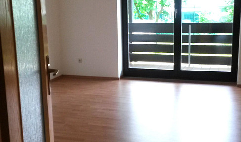 Toplage - Ingolstadt - "Altes Westviertel" 2 ZKB mit Balkon und Garage