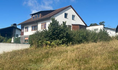 *Ihre Chance auf lukratives Investment* MFH mit stabilen Mieteinnahmen und eigener Wohnung