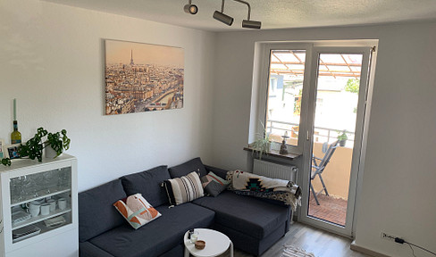 ***Do-Gerichtsviertel, completely renovated bright 2.5-room apartment with balcony***