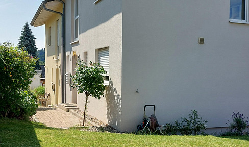 Modern DHH with garden, fireplace and heat pump - dream location between Gaggenau & Ettlingen