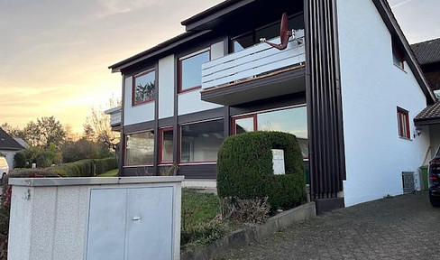 Free of commission: Attractive detached house with spacious wooden terrace and outdoor fireplace