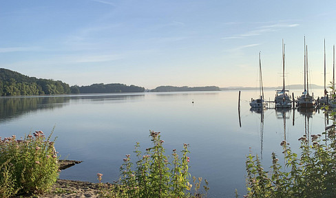 Moderne 3-Zimmerwohnung direkt am See mit Südwestbalkon