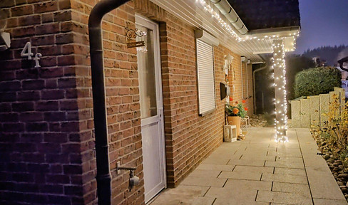 A special Christmas present: detached house built in 2005