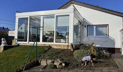 Attractive bungalow with lots of comfort and a large garden