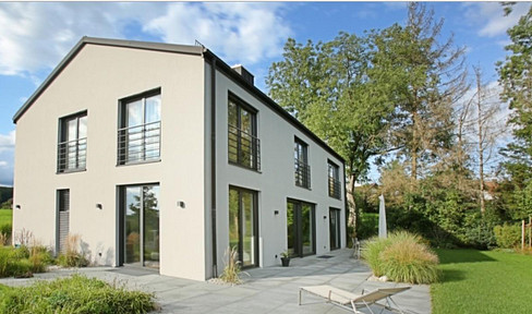 Quiet modern villa, between the hills of the Starnberger Fünfseenland