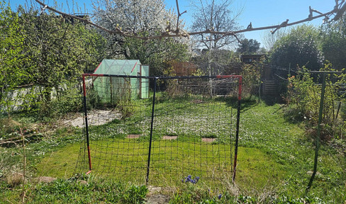 Doppelhaushälfte mit Gartenparadies für die Familie