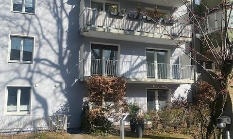 Spacious 4.5-room apartment with large balcony near the popular Kaiserstraße