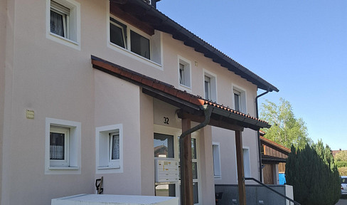 Helle 2-Zimmer-Wohnung in sehr schöner ruhiger Lage