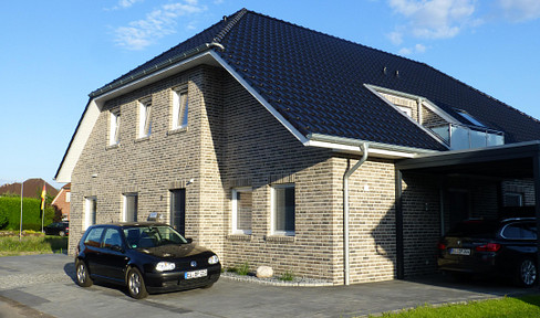 Moderne ruhige 2-Zimmer-Dachgeschosswohnung in begehrter Wohnlage
