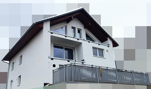 Obergeschoss 3-Zimmer-Wohnung mit Balkon und geh. Innenausstattung