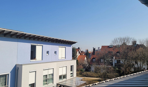 Family-friendly and modern terraced house in Neuried