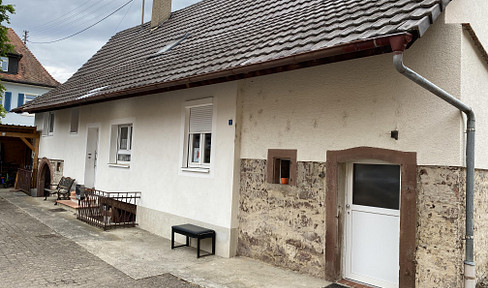 Freistehendes Einfamilienhaus mit Charme und Charakter