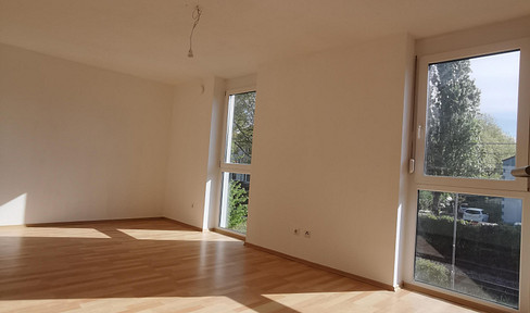 Bezugsfertige und barrierefreie 3-Zimmer-Wohnung mit Balkon und EBK, provisionsfrei