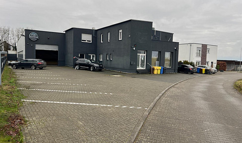 Prestigious office space with production warehouse and two residential units!