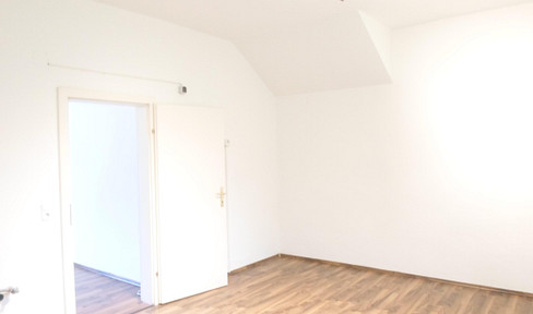 Wohnen wo andere Urlaub machen – 3-Zimmer-Wohnung nahe Schloss Burgau
