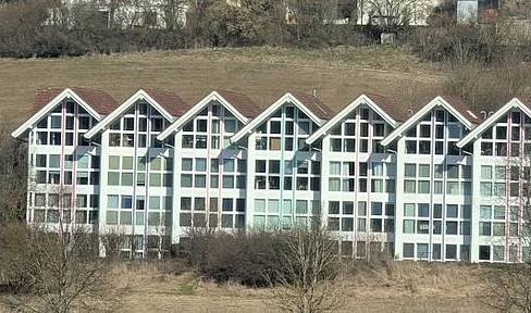 Sonnige Wohnung mit Aussicht   - R E S E R V I E R T -