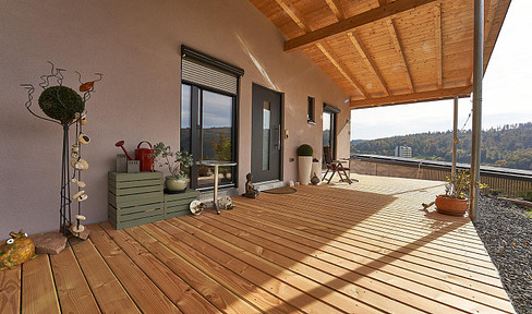Single-family house, top low-energy + with office / studio apartment