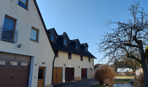 Apartment building with commercial unit in Kleinsendelbach - capital investment in attractive warehouse