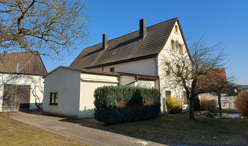 Apartment building with great potential in Kleinsendelbach