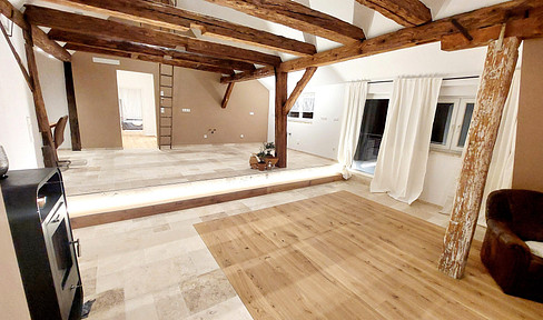 Exclusive 4-room apartment for sale in Pfarrgasse 2, 73037 Göppingen.