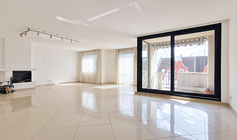 Modern 3-room apartment with two balconies, cellar and garage parking space in Düsseldorf-Benrath