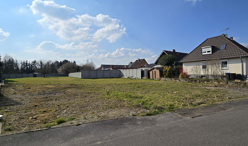 Großzügiges Traumgrundstück in der Nähe zum Lago Laprello