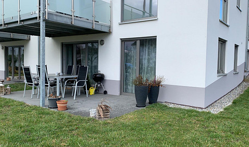 Exclusive 2-room apartment with terrace in Hilzingen / KfW70 standard.
