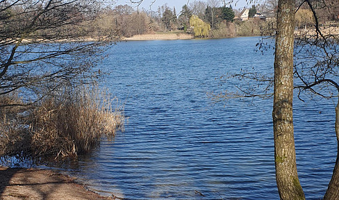Baugrundstück am See