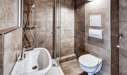 NEW apartments 60-80 sqm with LIFT access barrier-free/EFK/balcony/loggia/bathroom new FIRST occupancy full refurbishment.