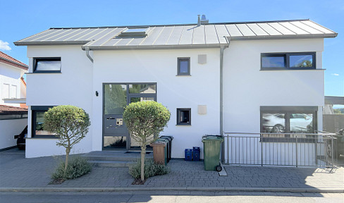 Stylish maisonette in a prime location with a fantastic view