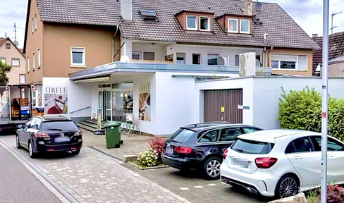 Mehrfamilienhaus mit Bäckerei, Terrasse & Garagen – von privat!