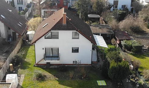 Freistehendes Einfamilienhaus in Mainz-Laubenheim