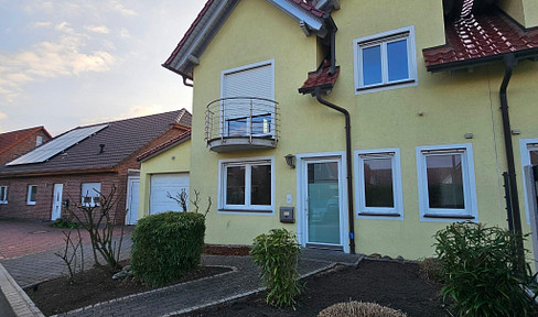 Exclusive 5-room semi-detached house with upscale furnishings in Langenhagen- WITHOUT A BROKER